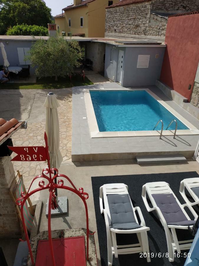 Holiday Home Peruški Kültér fotó